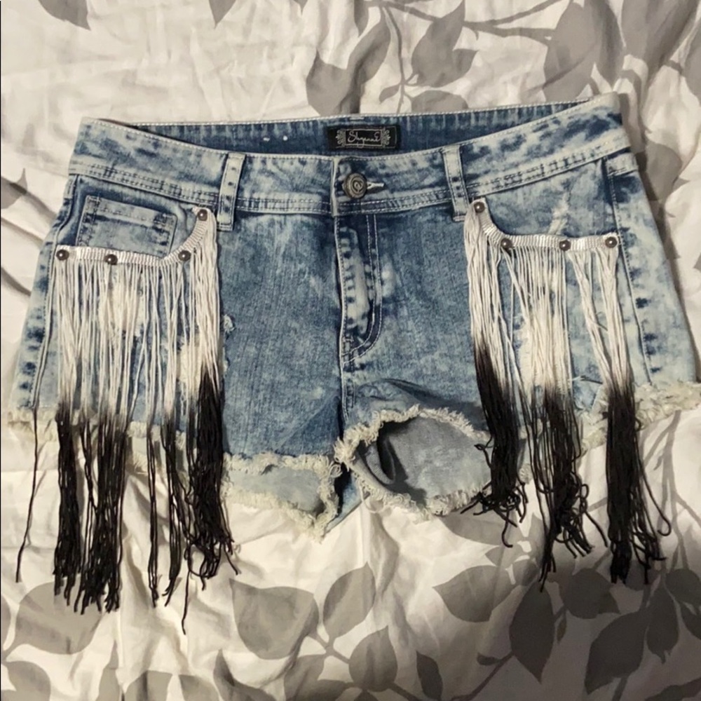Fringe denim shorts